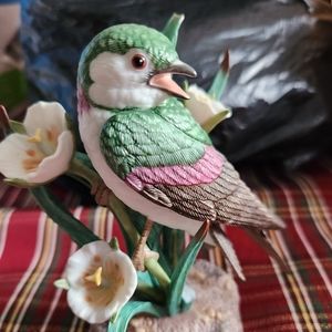 Lenox Collectible - Violet Green Swallow